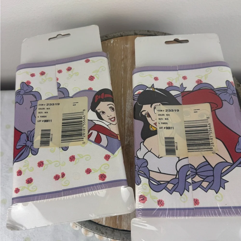 Disney Princess Ariel, Snow White, Belle Wall Border decor border